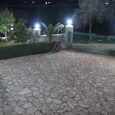 Holiday home Garden House
