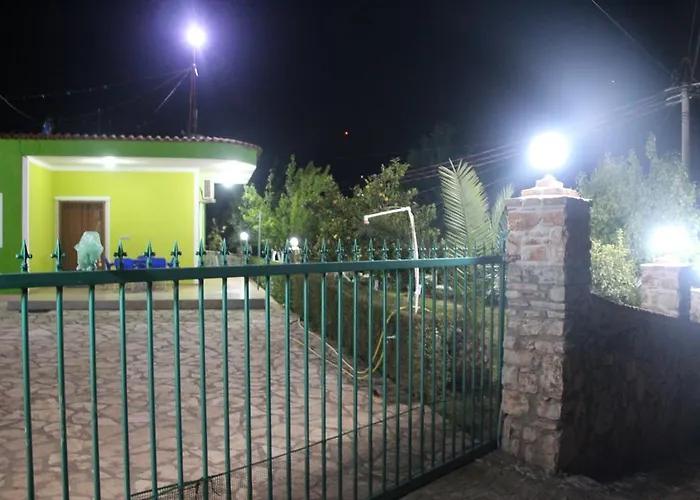 Garden House Ksamil