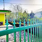 펜션 Garden House