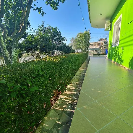 Garden House 펜션 사밀