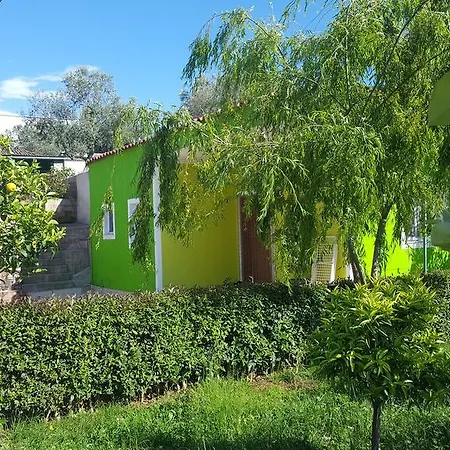 펜션 Garden House 사밀