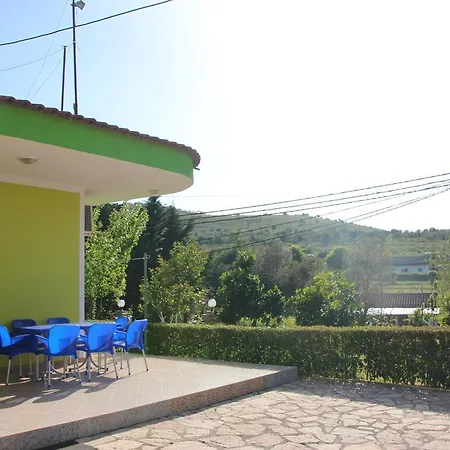 Garden House 펜션 사밀