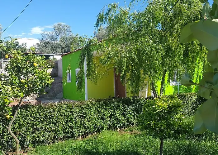 Dom wakacyjny Garden House Ksamil