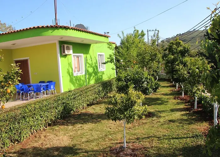 Dom wakacyjny Garden House Ksamil