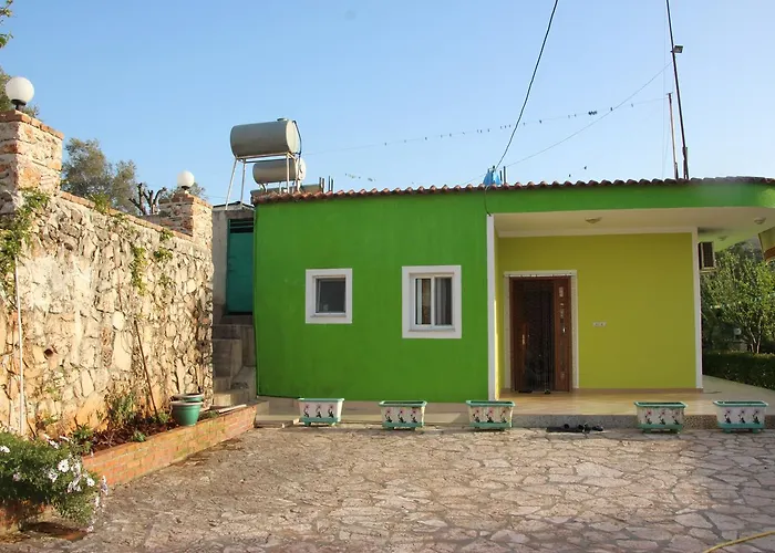 Dom wakacyjny Garden House *